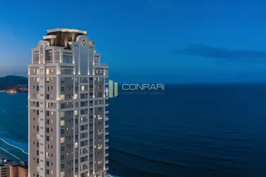 Apartamento &agrave; venda - 213m&sup2; - Meia Praia