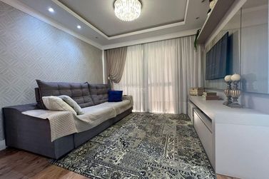 Apartamento &agrave; venda - 126m&sup2; - Meia Praia