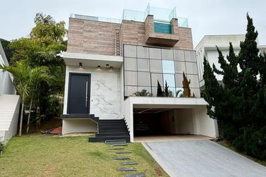 Casa &agrave; venda - 1200m&sup2; - Praia Brava