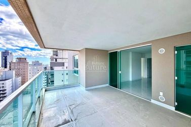 Apartamento &agrave; venda - Meia Praia