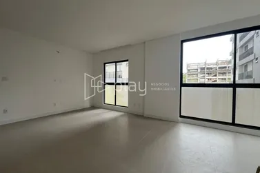 Apartamento &agrave; venda - 70m&sup2; - Morretes