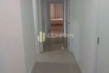 Apartamento &agrave; venda - Meia Praia