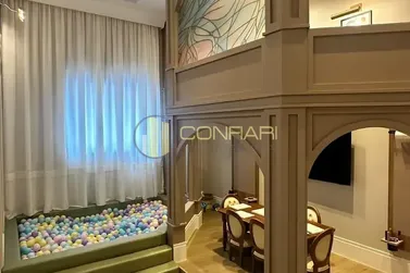 Apartamento &agrave; venda - 185m&sup2; - meia praia
