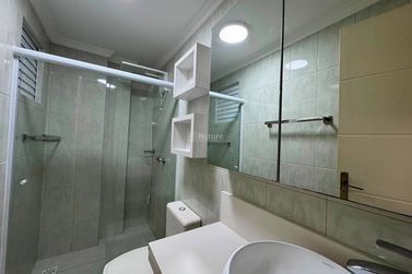 Apartamento &agrave; venda - 213m&sup2; - Meia Praia