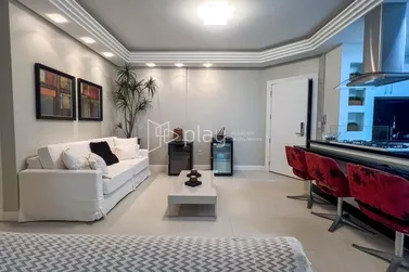 Apartamento &agrave; venda - 165m&sup2; - Centro