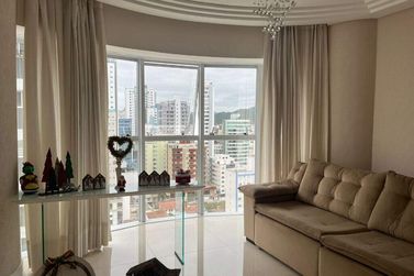 Apartamento para alugar - 178m&sup2; - Pioneiros