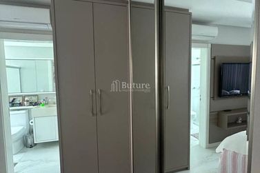Apartamento &agrave; venda - Meia Praia