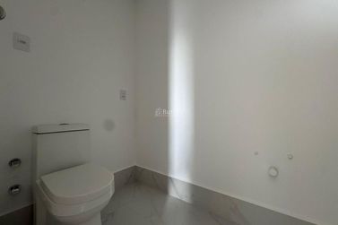 Apartamento &agrave; venda - 210m&sup2; - Centro