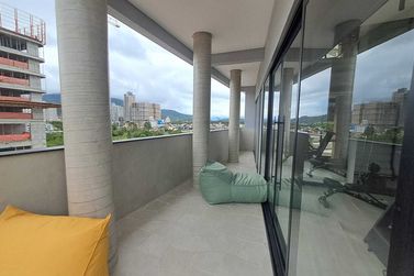 Apartamento &agrave; venda - 90m&sup2; - Balne&aacute;rio Pereque