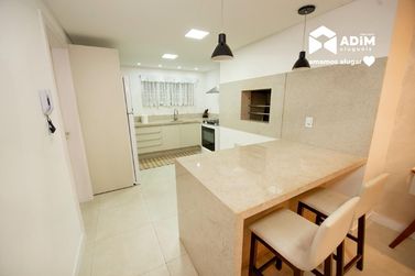 Apartamento para alugar - 157m&sup2; - Barra Sul