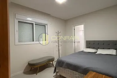Apartamento para alugar - 132m&sup2; - Meia praia