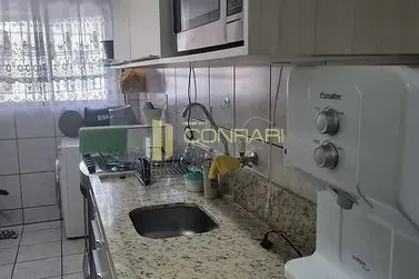 Apartamento &agrave; venda - 110m&sup2; - Meia Praia
