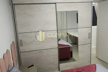 Apartamento para alugar - 80m&sup2; - Meia Praia