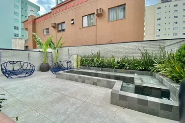 Apartamento &agrave; venda - 202m&sup2; - Meia Praia