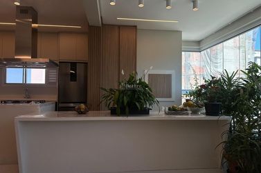 Apartamento &agrave; venda - 115m&sup2; - Centro