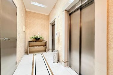 Apartamento &agrave; venda - 121m&sup2; - Meia Praia