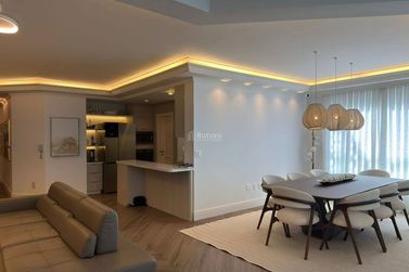Apartamento &agrave; venda - 380m&sup2; - Centro