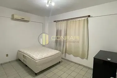 Apartamento para alugar - 60m&sup2; - Centro