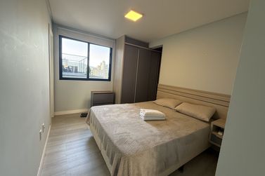Apartamento &agrave; venda - 65m&sup2; - Meia Praia