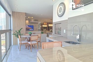 Apartamento para alugar - 145m&sup2; - Meia Praia