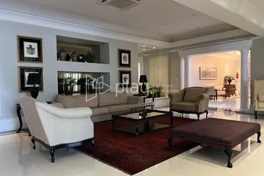 Apartamento &agrave; venda - 208m&sup2; - Centro