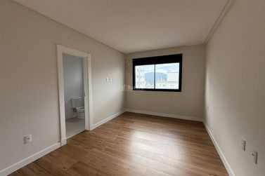 Apartamento &agrave; venda - Meia Praia