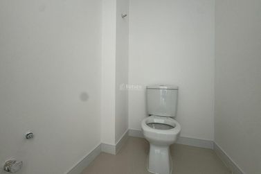 Apartamento &agrave; venda - 180m&sup2; - Meia Praia