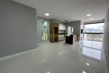 Apartamento &agrave; venda - 86m&sup2; - Pereque