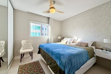 Apartamento &agrave; venda - 138m&sup2; - Centro
