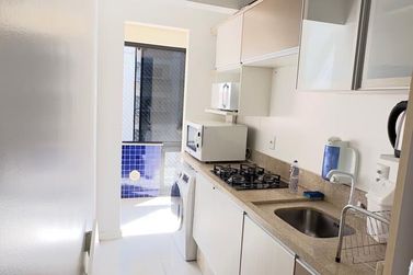 Apartamento para alugar - Meia Praia