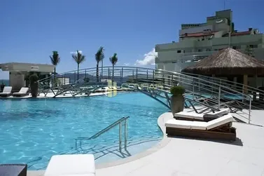 Apartamento &agrave; venda - 270m&sup2; - Meia Praia