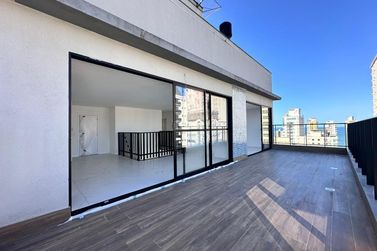 Apartamento &agrave; venda - 276m&sup2; - Meia Praia