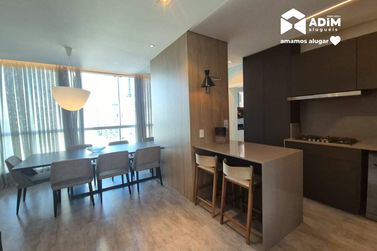 Apartamento para alugar - 135m&sup2; - Centro