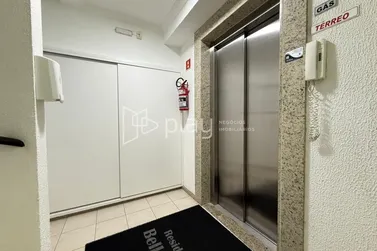Apartamento &agrave; venda - 100m&sup2; - Meia Praia