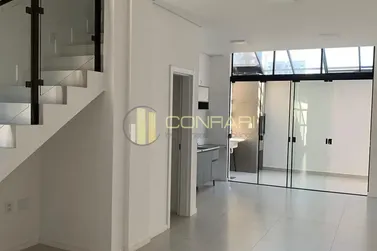 Sobrado para alugar - 80m&sup2; - Pereque