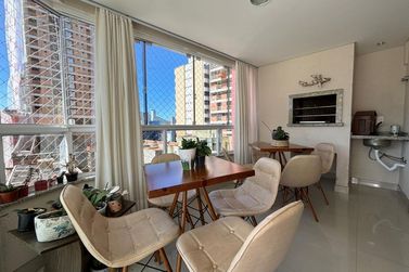 Apartamento &agrave; venda - 173m&sup2; - Centro