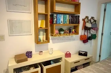 Casa para alugar - 300m&sup2; - Meia Praia