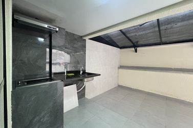 Apartamento &agrave; venda - 115m&sup2; - Meia Praia