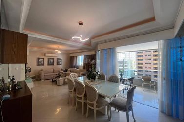 Apartamento &agrave; venda - Meia Praia