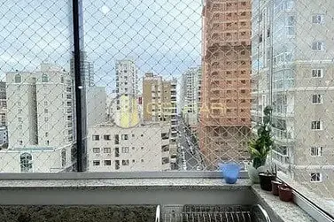 Apartamento &agrave; venda - 157m&sup2; - Meia Praia