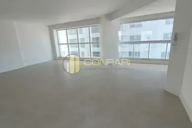 Apartamento &agrave; venda - 168m&sup2; - meia praia