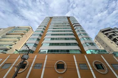Sala Comercial &agrave; venda - 67m&sup2; - Meia Praia