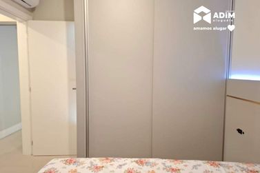 Apartamento para alugar - 123m&sup2; - Meia Praia
