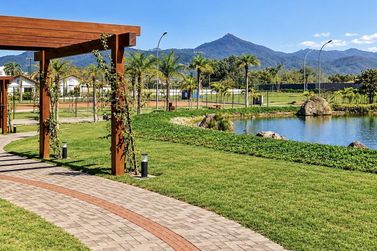 Terreno &agrave; venda - 458m&sup2; - Centro