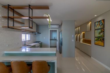Apartamento para alugar - 148m&sup2; - Meia Praia