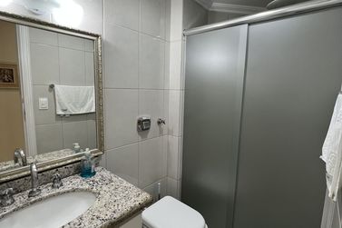 Apartamento para temporada - 95m&sup2; - Meia Praia