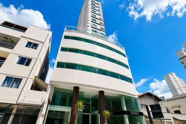 Apartamento &agrave; venda - 100m&sup2; - Centro