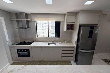 Apartamento &agrave; venda - Meia Praia