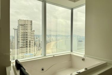 Apartamento &agrave; venda - 217m&sup2; - Barra Sul