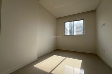 Apartamento &agrave; venda - 170m&sup2; - Andorinha